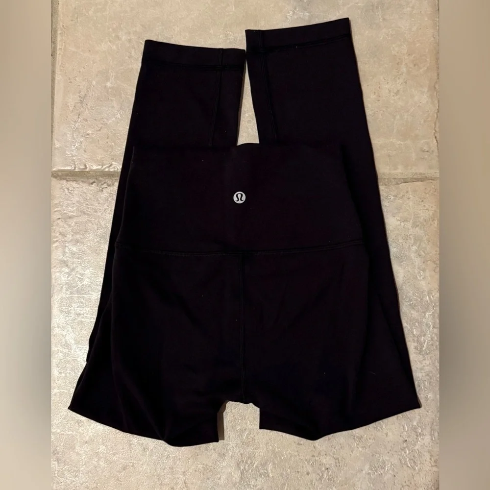 Lululemon Wunder Train High-Rise Crop 21” Black Everlux Leggings Size 2 Like New